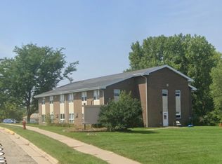 220 S Brookwood Dr #111, Mount Horeb, WI 53572