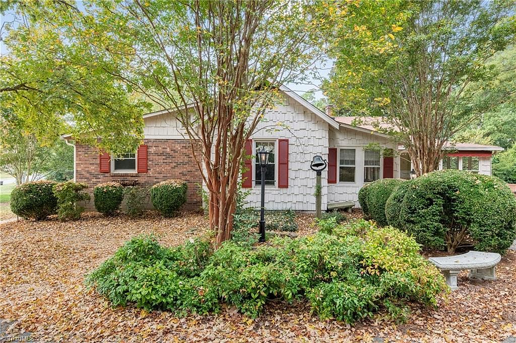 330 N Peace Haven Rd, Winston Salem, NC 27104 Zillow