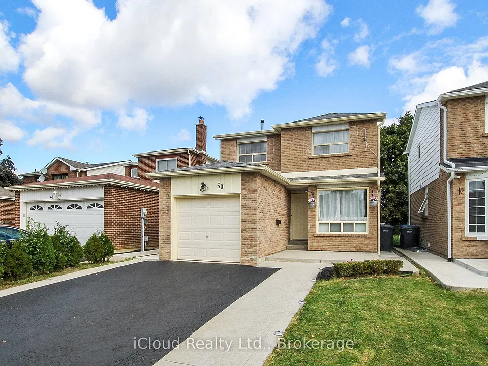 50 Denlow Dr #LOWER