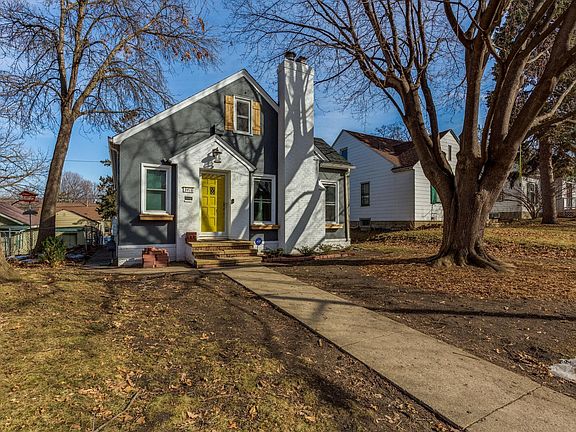 2nd image of 3418 Washburn Ave N