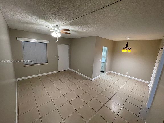 3rd image of 1407 NE 56th St APT 110