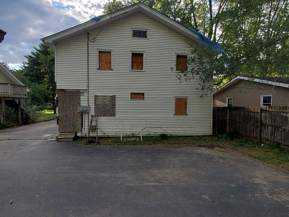 2nd image of 2216 Welworth Ave