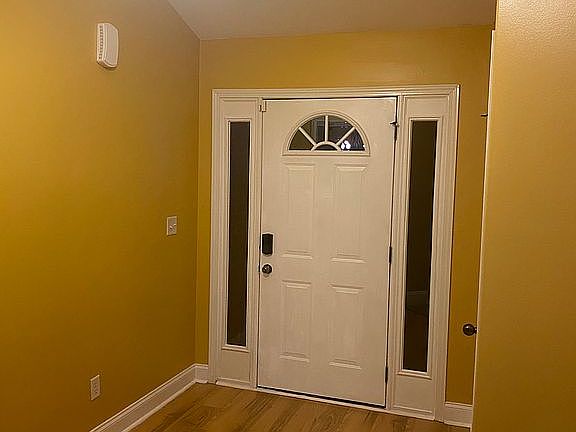 4th image of 1177 Silver Creek Ln