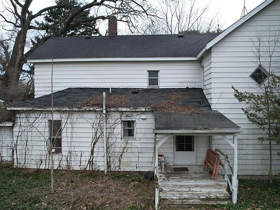 2nd image of 545 Biastock Rd