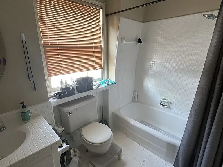 2704 San Pedro St #2 — Photo 9
