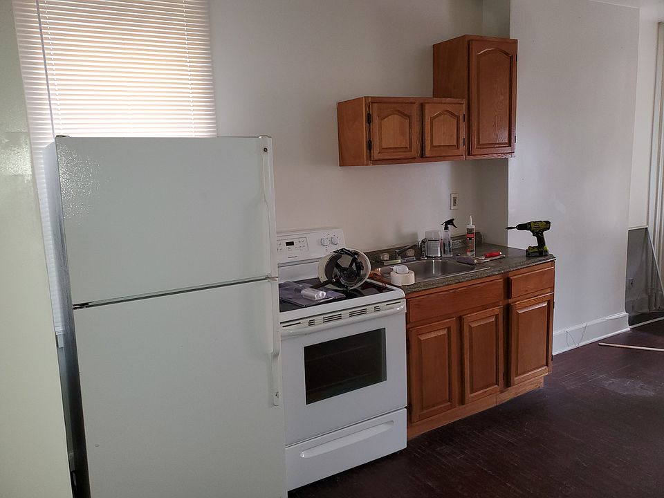 1st image of 3350 N Water St Floor 1