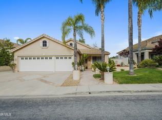 1990 Winterdew Ave, Simi Valley, CA 93065
