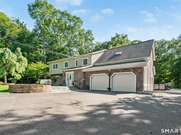 16 Juggernaut Road, Prospect, CT 06712