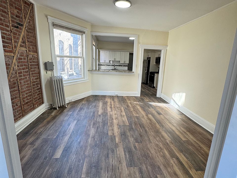 1st image of 344 Bloomfield Ave #1