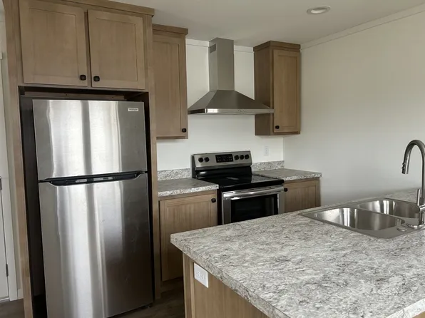 1416 Huntley St, Carlin, NV 89822
