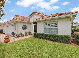 10158 Mainsail Dr, Oxford, FL 34484