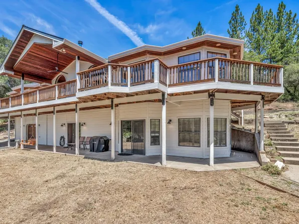1510 Hanging Tree Rd, Murphys, CA 95247