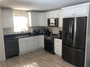 1580 Mendon Rd, Woonsocket, RI 02895