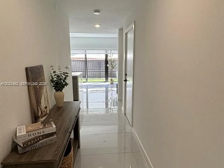 1314 NW 2nd Ln #1314 — Photo 6