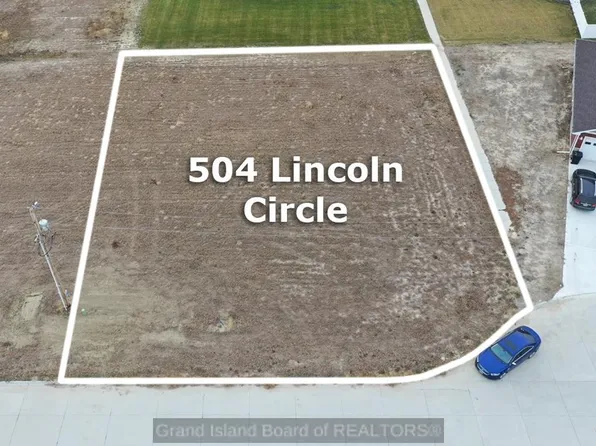 504 Lincoln Cir, Palmer, NE 68864