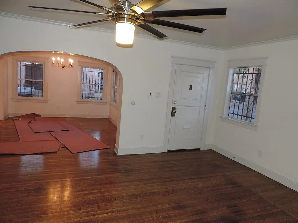 1159 N Wilton Place — Photo 3