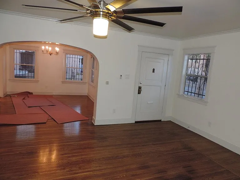 1159 N Wilton Pl — Photo 3