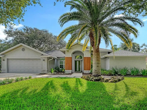 4745 Country Manor Dr, Sarasota, FL 34233