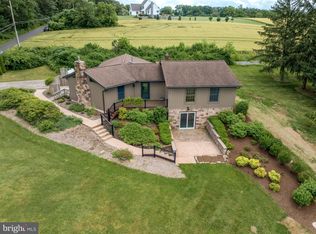 300 Long Ln, Lititz, PA 17543