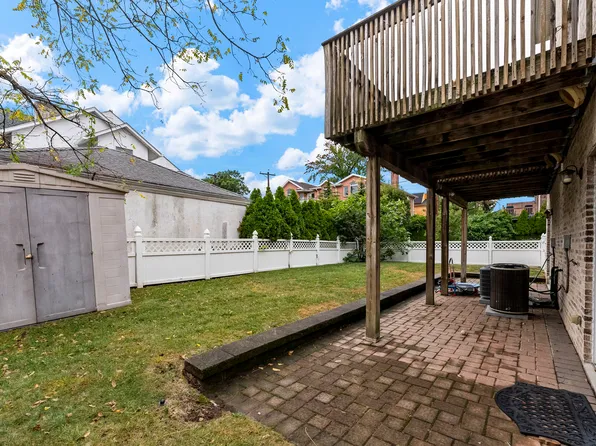 28 Washington Avenue image 20 of 20