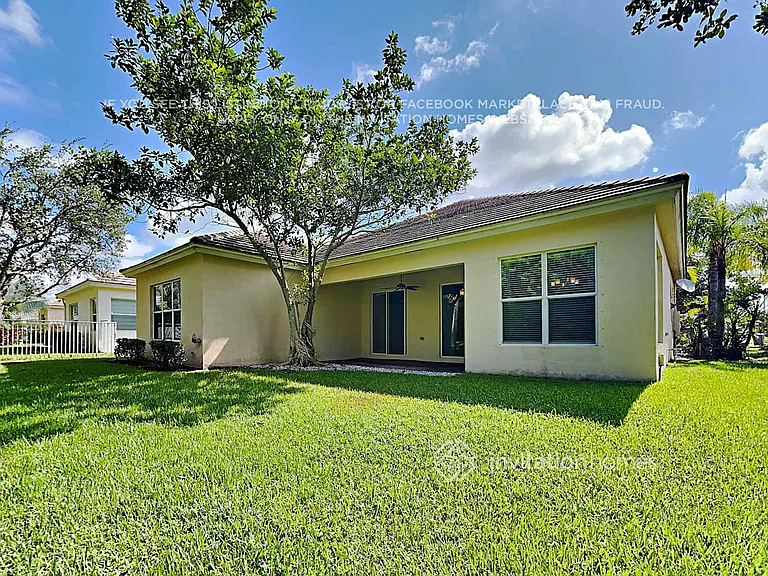 135 Palm Beach Plantation Blvd — Photo 21