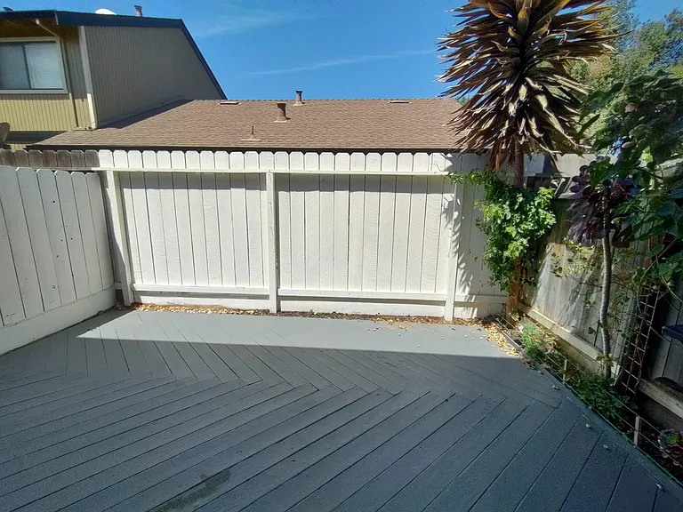 801 Nash Rd #A4 — Photo 11
