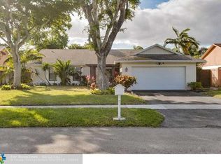 8310 NW 52nd Ct, Fort Lauderdale, FL 33351