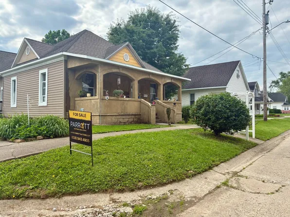 545 Lanterman St, Bridgeport, IL 62417
