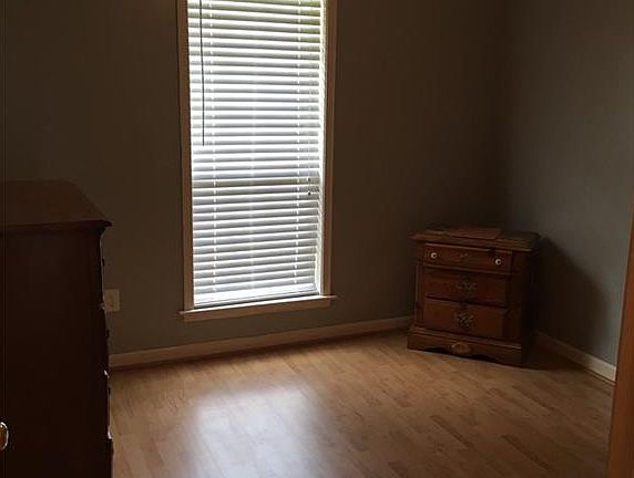 2nd image of 1308 Dorchester Dr