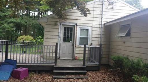 2nd image of 21 Mayflower St