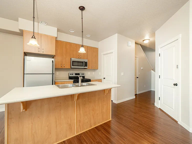19795 Athena Ct — Photo 13