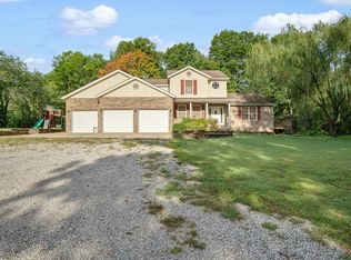 2221 G Rd, Fults, IL 62244