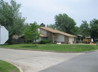 602 E Spring St, Collinsville, OK 74021