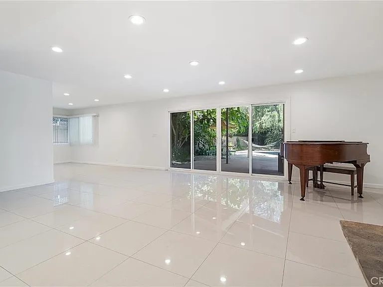 3715 Don Benito Ct — Photo 8