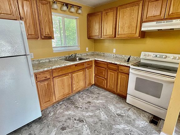 3rd image of 1027 Milwaukee St #1029