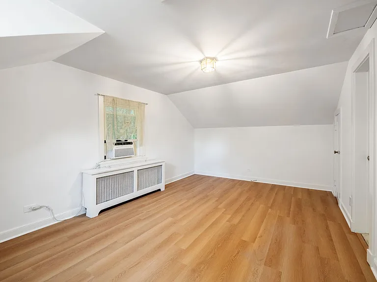 3503 Seminary Ave — Photo 15