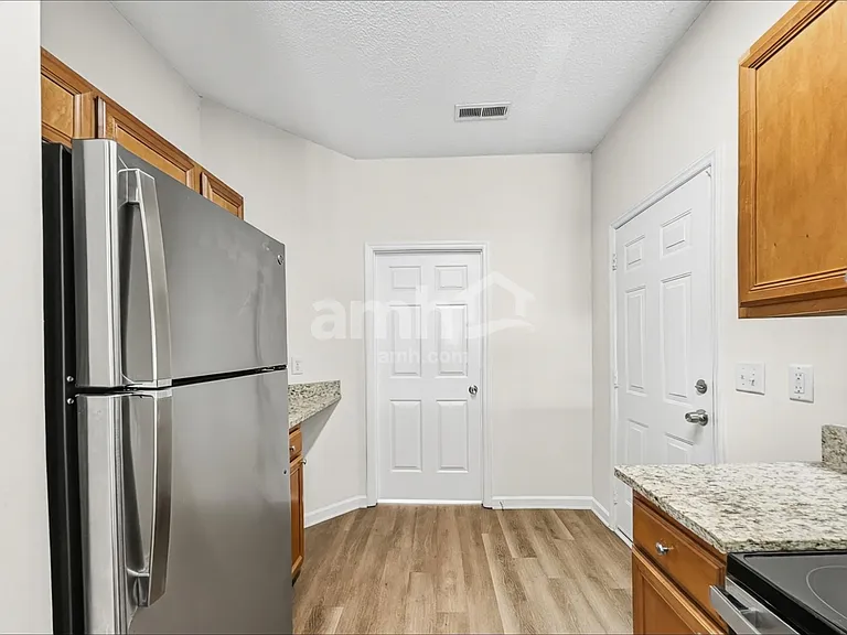 104 Cameron Way Cir — Photo 4