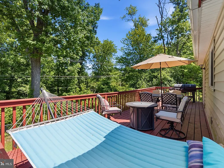 2329 Coles Blvd — Photo 16