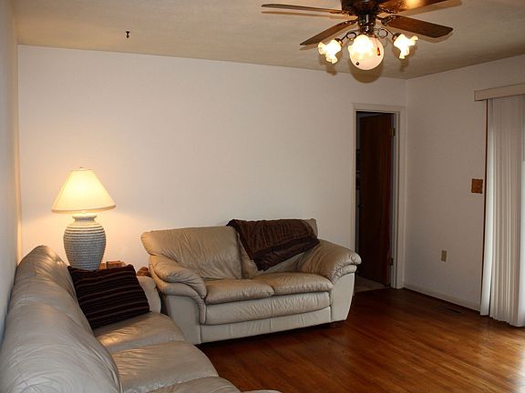 5th image of 3001 Sunflower Dr