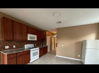 395 16th Ave #6A, Irvington, NJ 07111