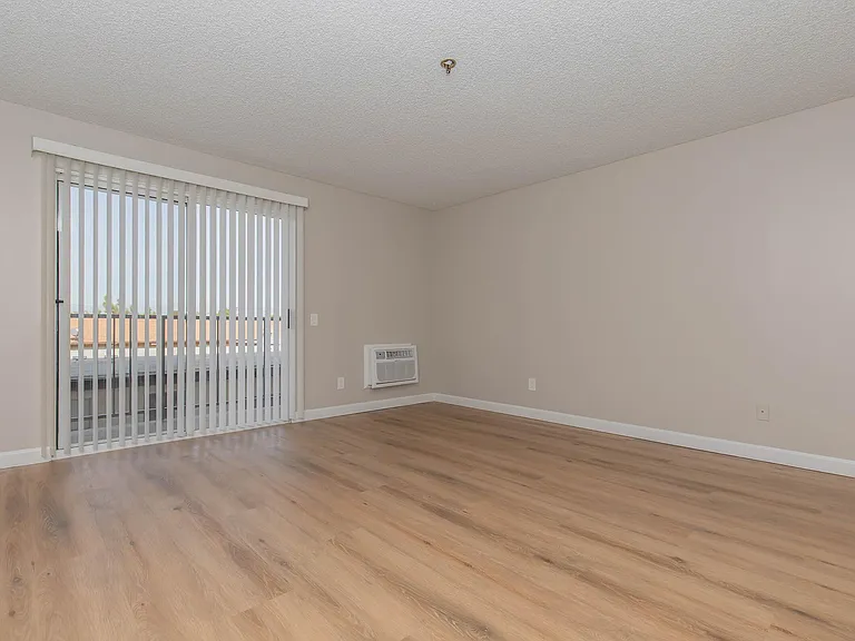 Bella Vista — Photo 23