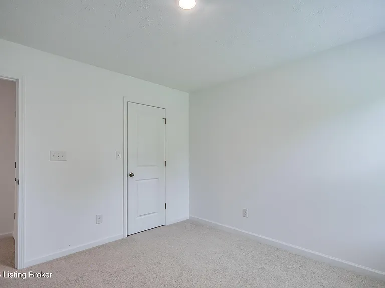 17010 Meander Way — Photo 76