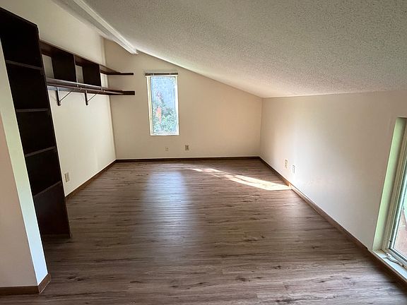 5th image of 9383 150th St E #1
