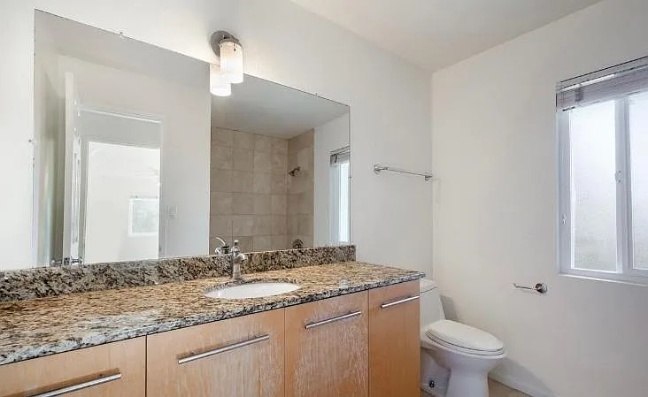 7585 Charmant Dr #812 — Photo 10