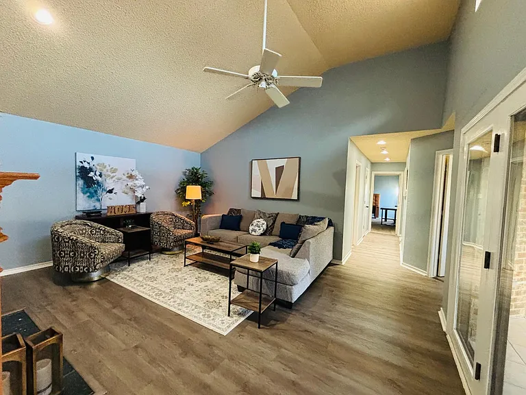 3315 Scarlet Oak Ct — Photo 21