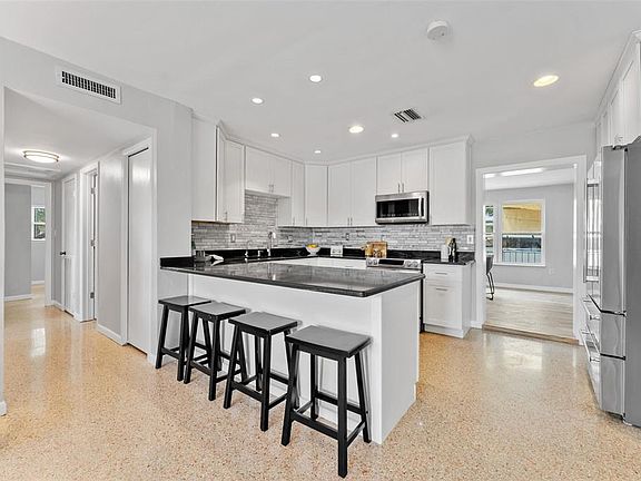 5th image of 5208 ANSLEY CIRCLE