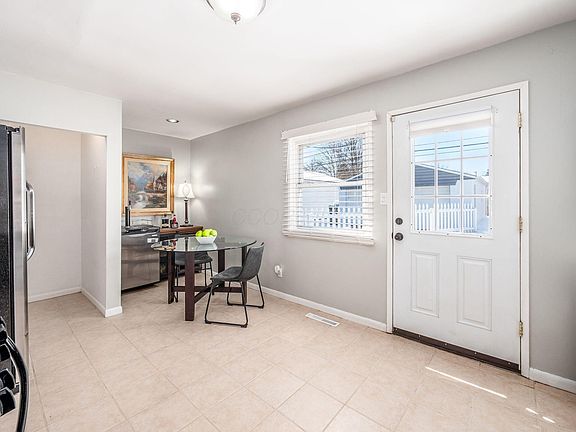 5th image of 3551 Edler St