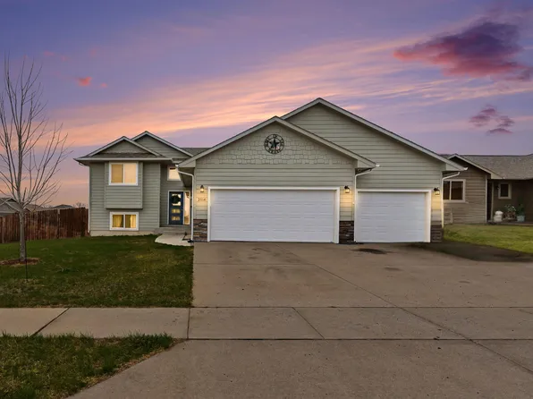2516 Wynn Way, Yankton, SD 57078