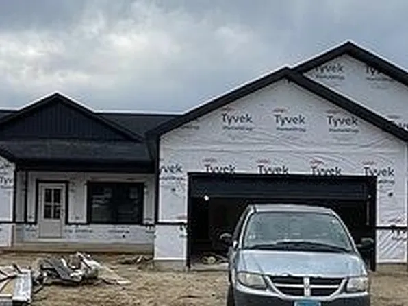 516 Dayspring Ct, Valparaiso, IN 46385