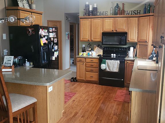 Kitchen, corian counters